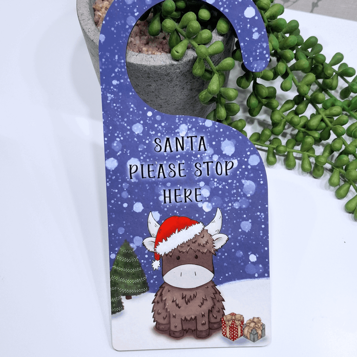 Personalised “Santa Stop Here” Door Hanger – Hand-Drawn Highland Cow Christmas Sign