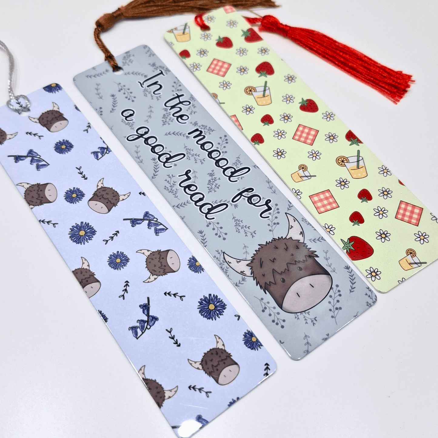 Highland Cow Bookmark – “In the Mood for a Good Read” – Personalised Metal Tassel Bookmark