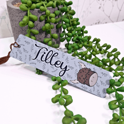 Highland Cow Bookmark – “In the Mood for a Good Read” – Personalised Metal Tassel Bookmark