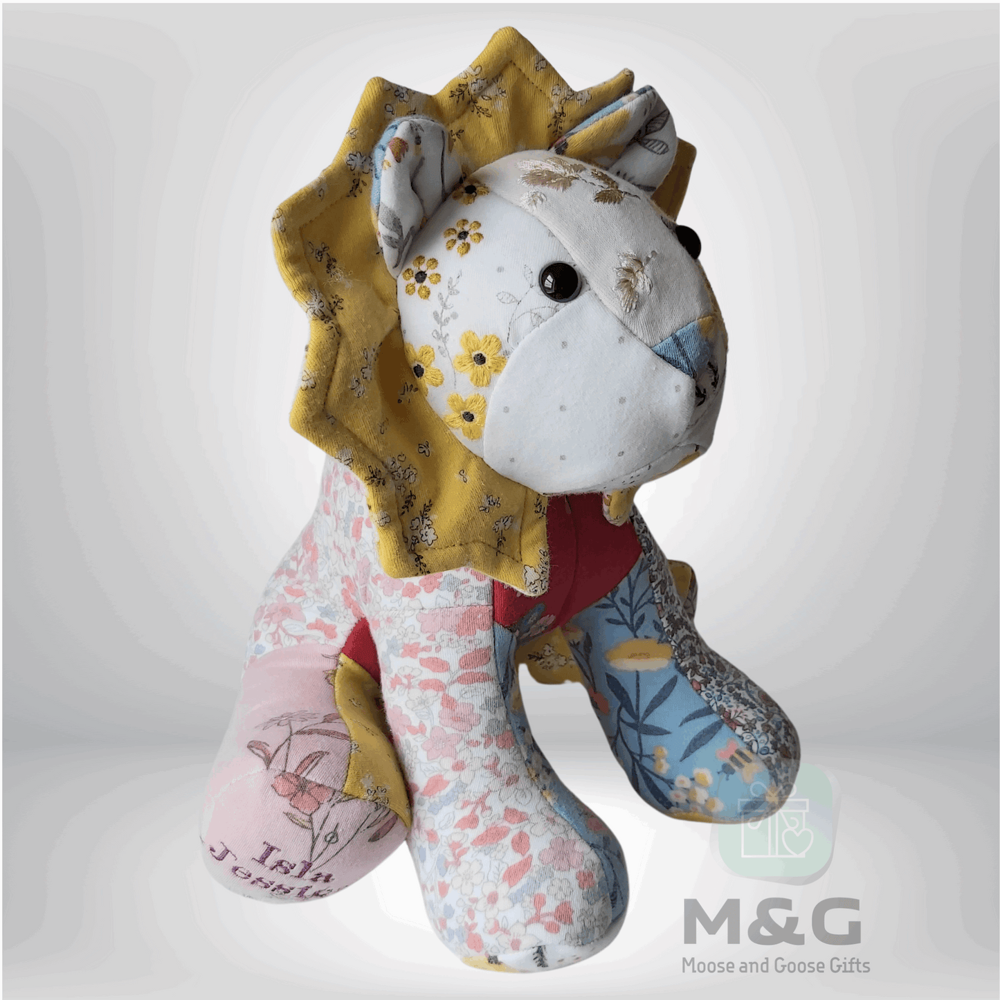 Personalised keepsake lion - side/front view