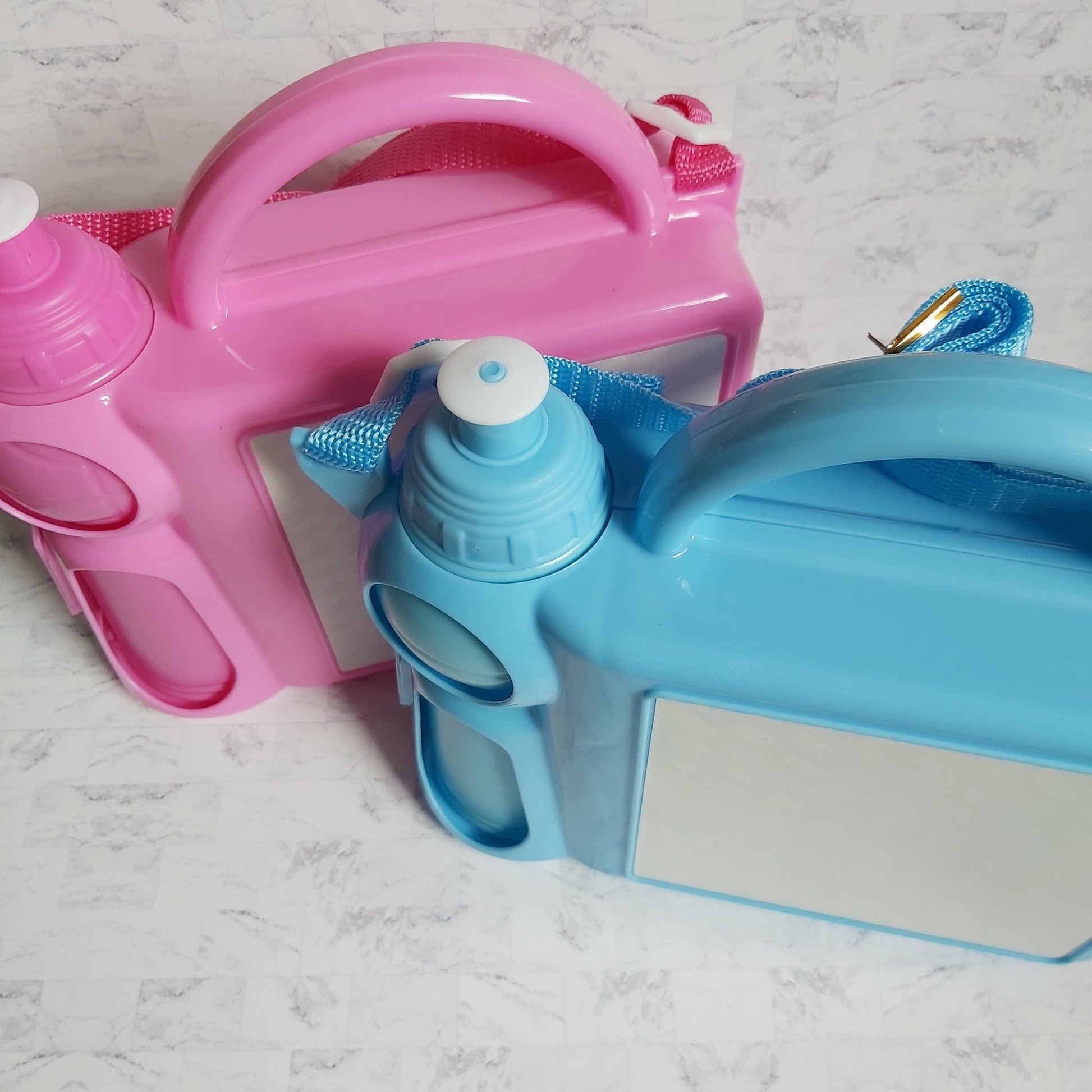 Fire engine lunch box with water bottle - Sew Tilley